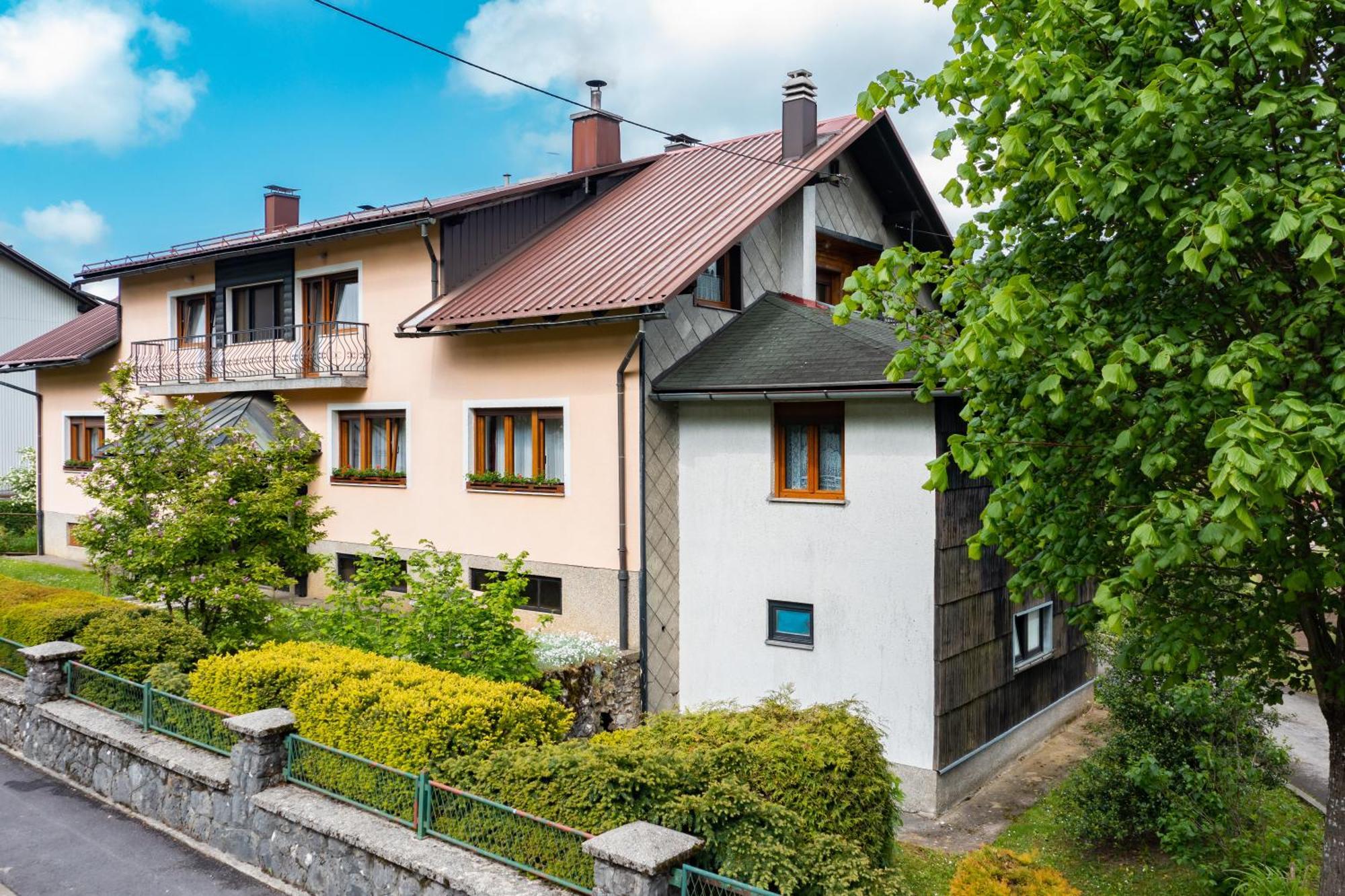 Apartmani Gruzdovo Delnice Ngoại thất bức ảnh